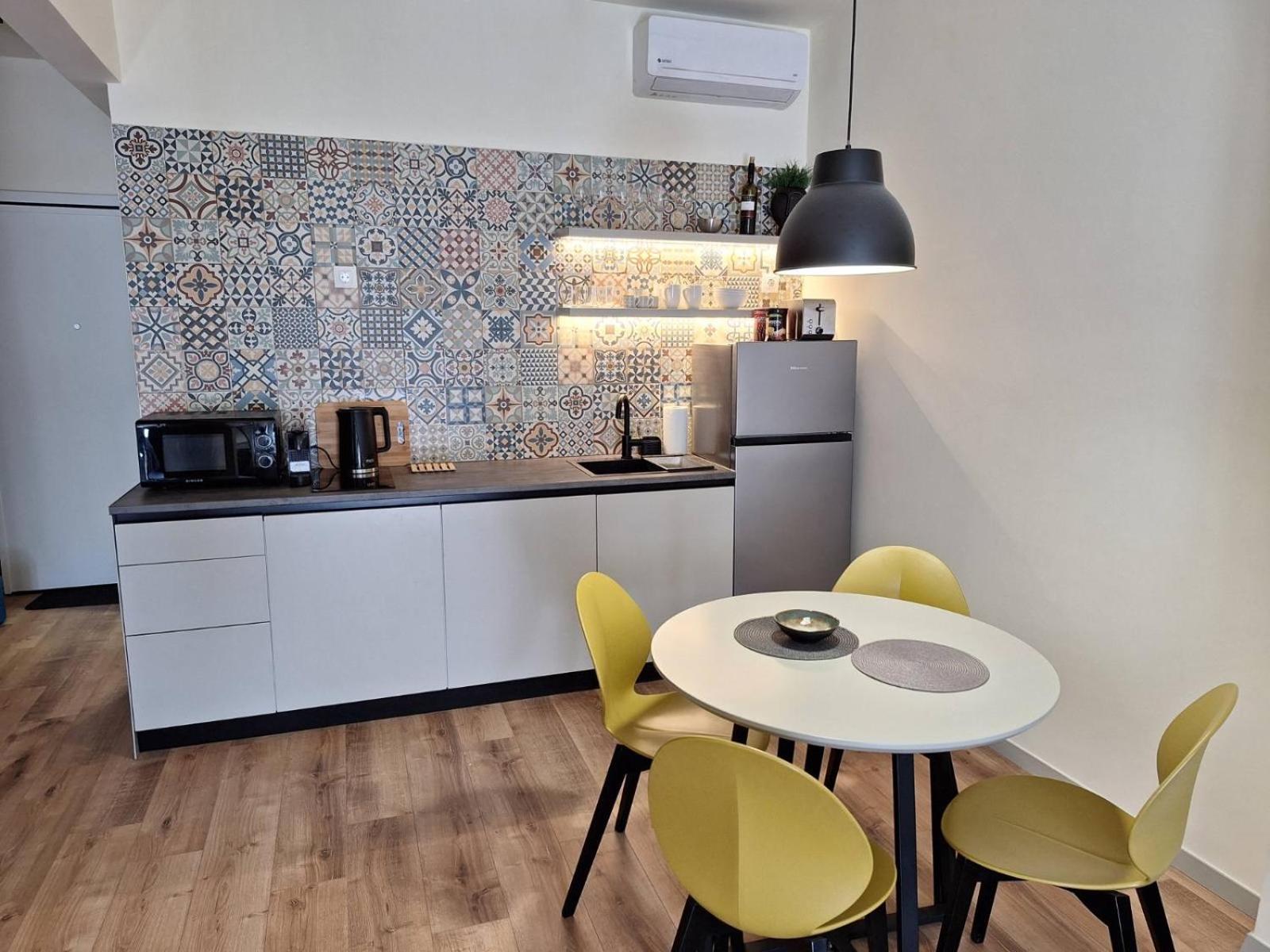 C.15 Vardan'S Apartment Thessaloníki Exteriör bild